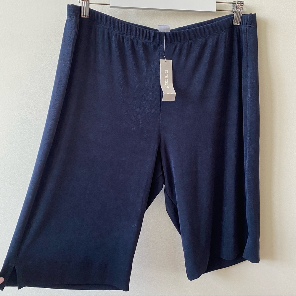 Chico's Travelers Bermuda Lake Shorts Deep Blue Navy US Size 12